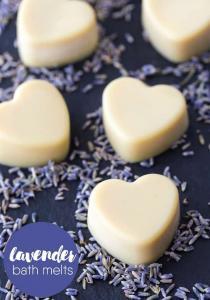 diy gifts for mothers day from daughters, kids, and husbands
