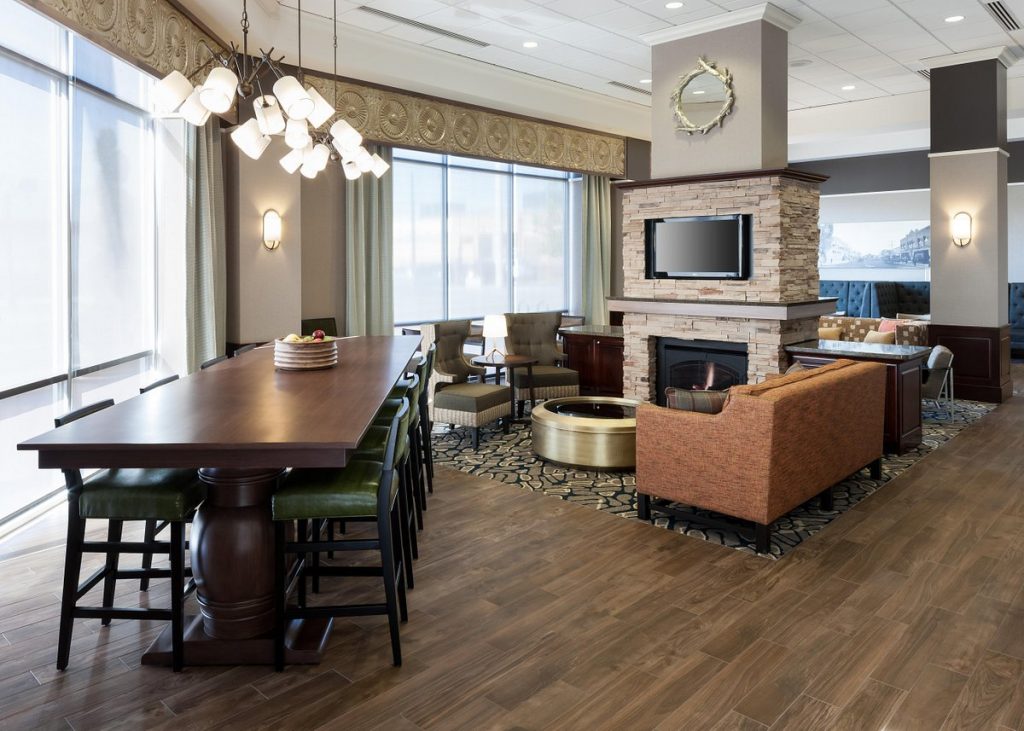 Romantic Getaways In Idaho : Hampton Inn & Suites - Credits: Instagram