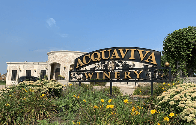 Romantic Getaways In Illinois : Acquaviva Winery - Credits: Instagram