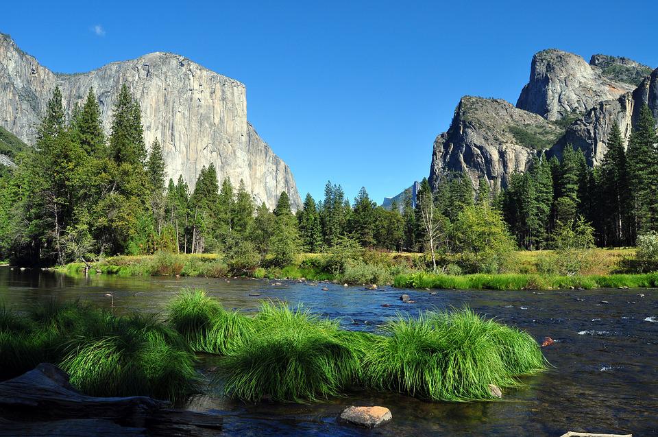 Romantic Getaways In California : Yosemite National Park - Credits: Pixabay