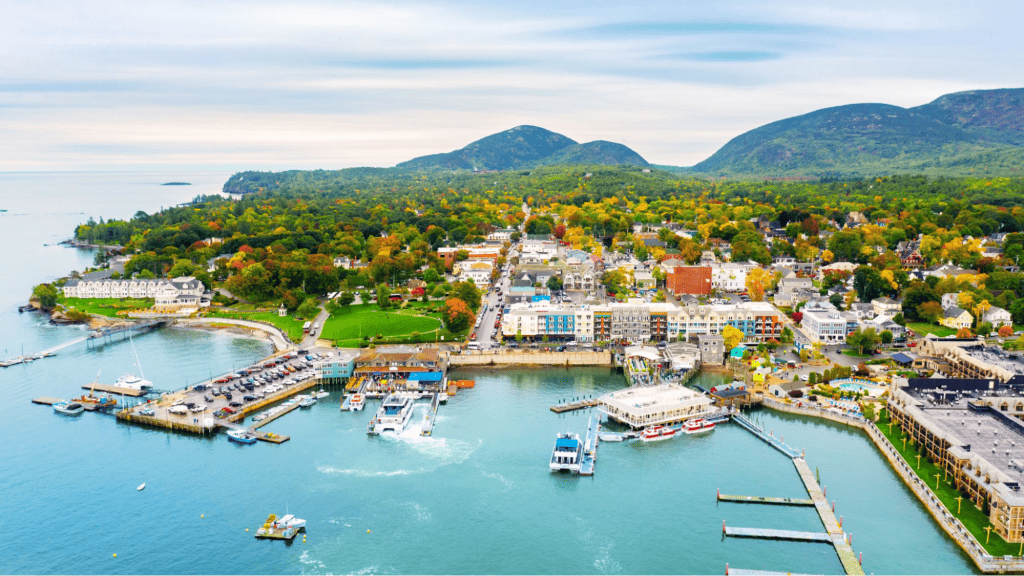 Romantic Getaways In Maine : Bar Harbor - Credits: Pexels