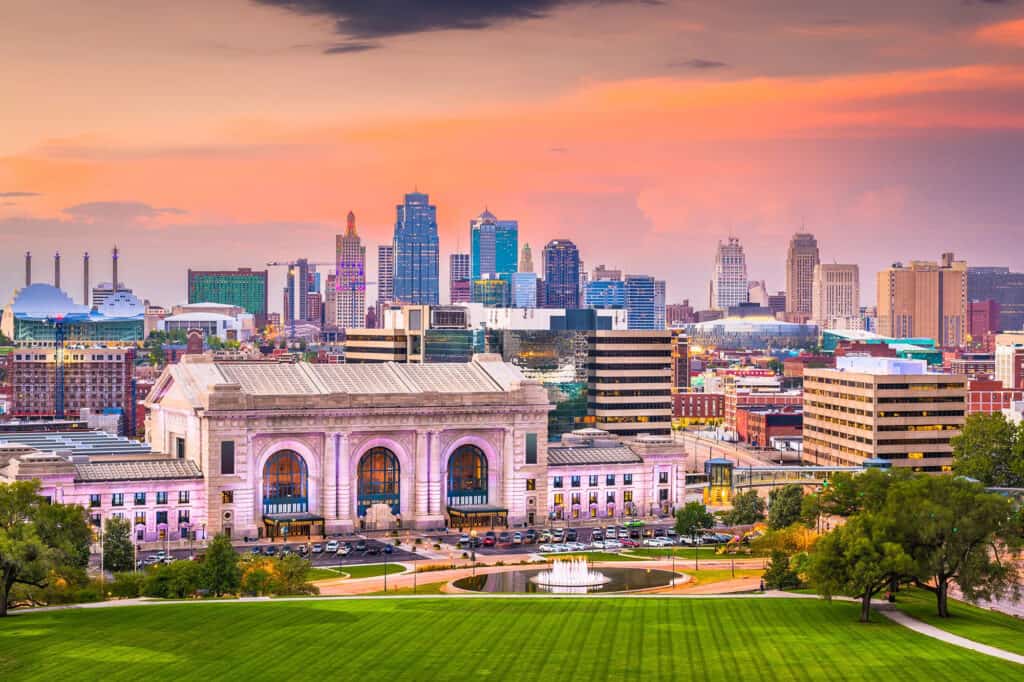 Romantic Getaways In Missouri : Kansas City - Credits: Pixabay