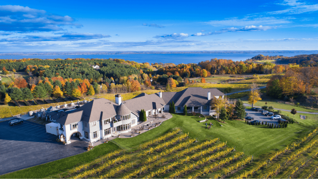 Romantic Getaways In Michigan : Chateau Chantal - Credits: Unsplash