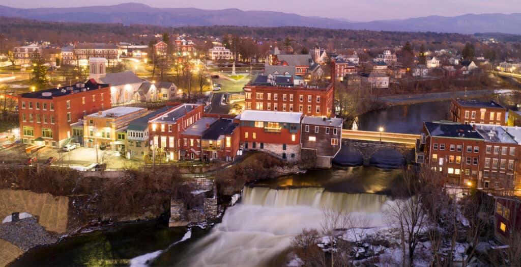 Romantic Getaways In Vermont : Middlebury - Credits: Unsplash