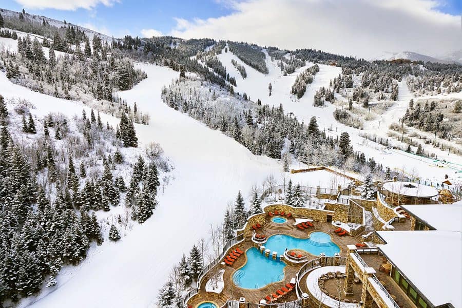 Romantic Getaways In Utah : The St. Regis Deer Valley - Credits: Pixabay