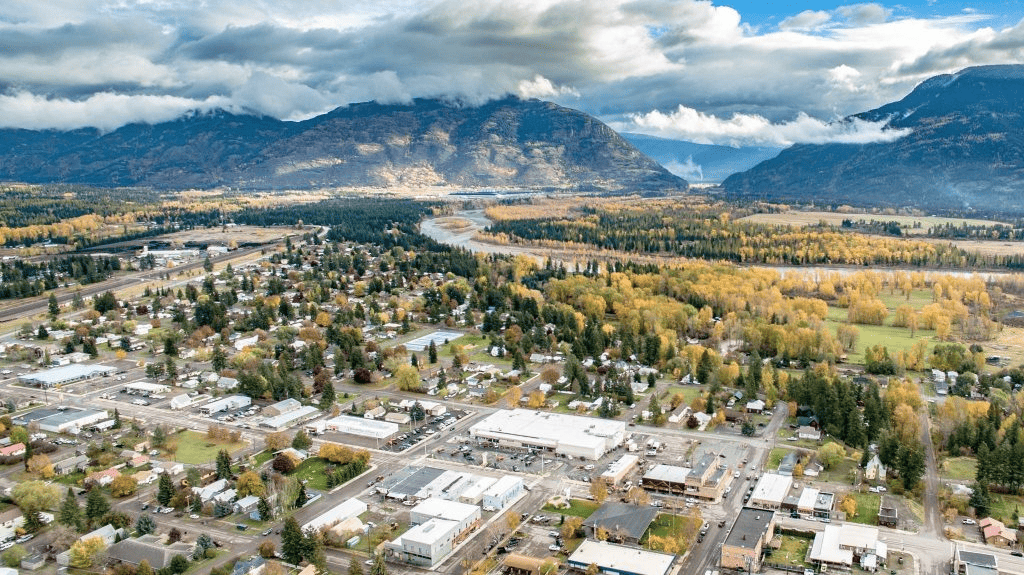 Romantic Getaways In Montana : City of Columbia Falls - Credits: Unsplash