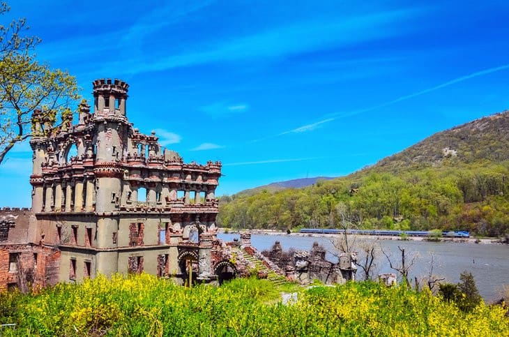 Romantic Getaways In New York : Cold Spring - Credits: Pexels