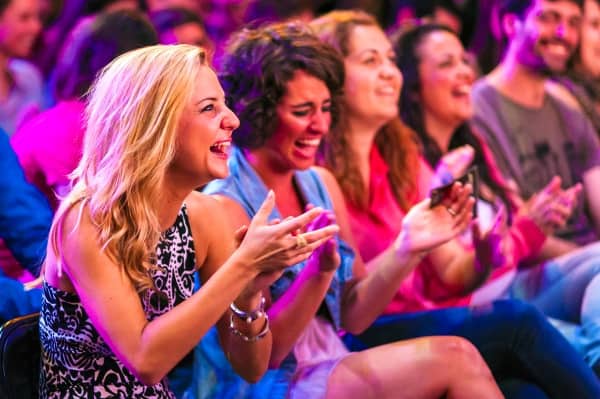 Romantic Things To Do In Atlanta For Couples : Audience at a comedy show - Credits: Instagram