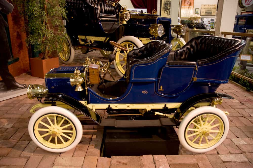 Romantic Things To Do In Lansing For Couples : R.E. Olds Transportation Museum - Credits: Pixabay