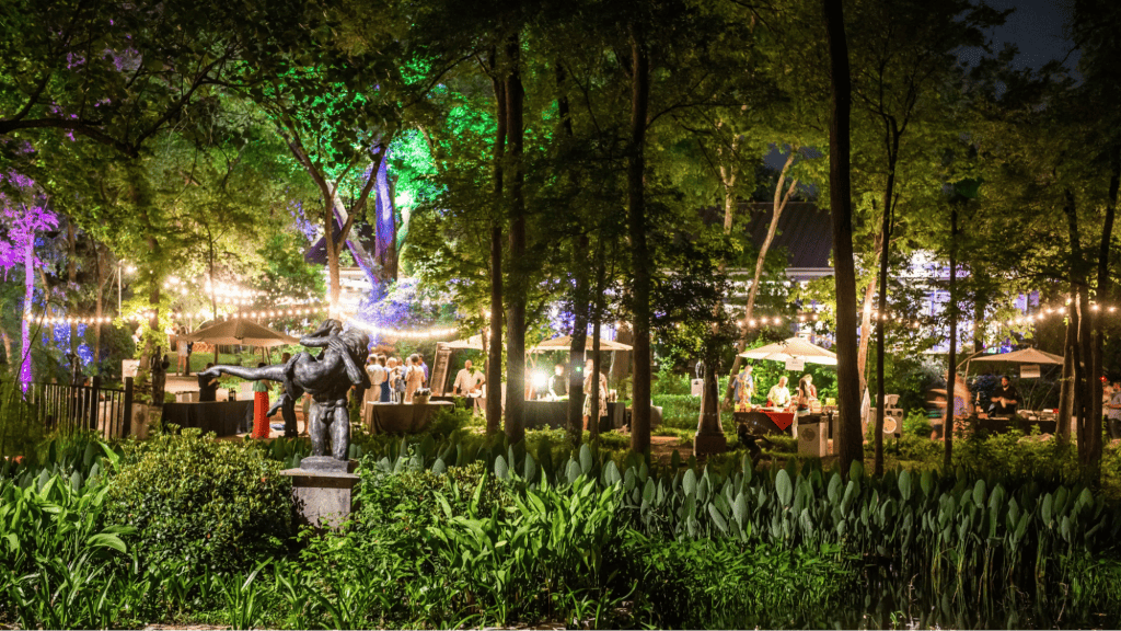 Romantic Things To Do In Austin For Couples : Umlauf Sculpture Garden - Credits: Pexels