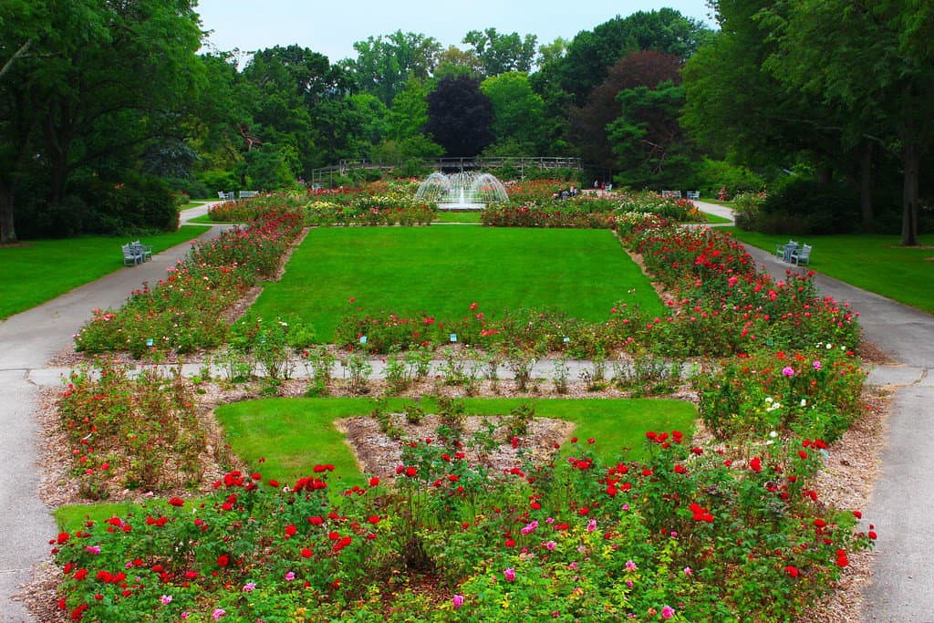 Romantic Things To Do In Columbus For Couples : Whetstone Park - Credits: Pinterest