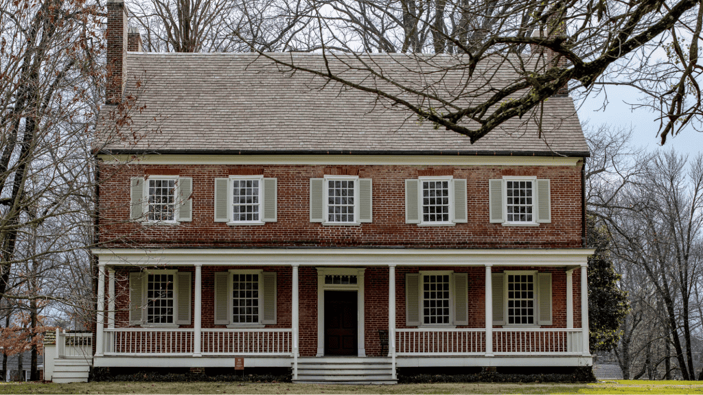 Romantic Things To Do In Louisville, Kentucky : Locust Grove - Credits: Pinterest