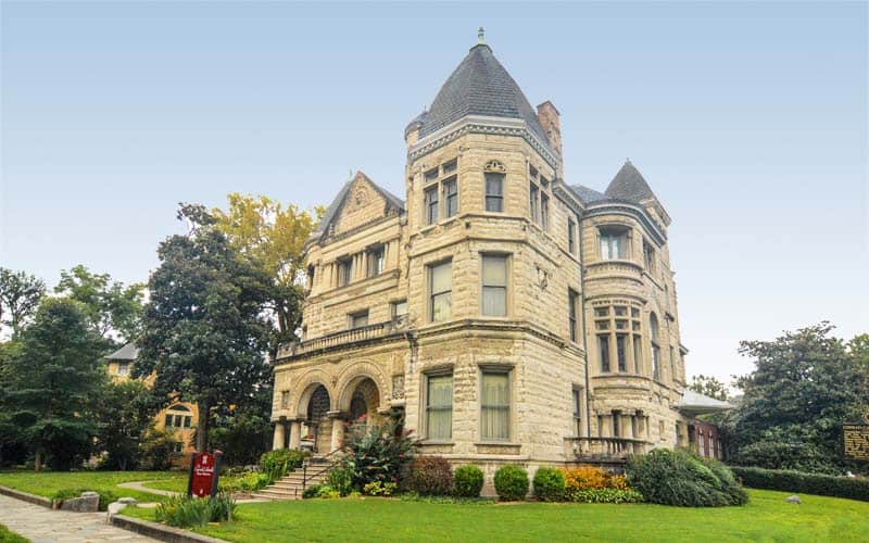 Romantic Things To Do In Louisville, Kentucky : The Conrad-Caldwell House Museum - Credits: Pixabay